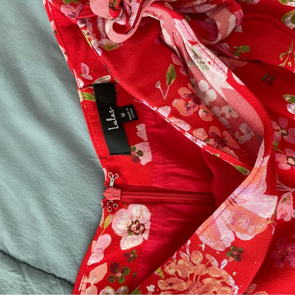 Red Multi Floral Print Ruffled Side-Tie Skort - Picture 6 of 6